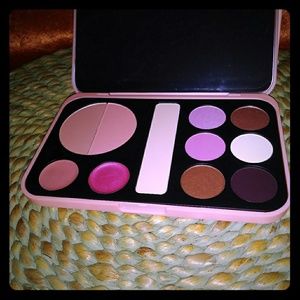 BH Cosmetics Forever Nude Palette